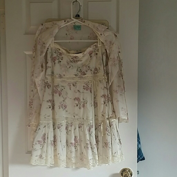 Shirt and shirt - Picture 2 of 3